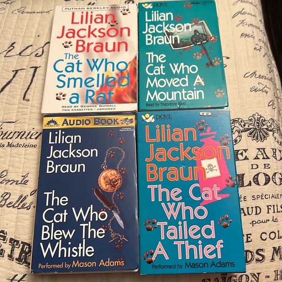 4 Lilian Jackson Braun Cassette Audio Books - Picture 3 of 6